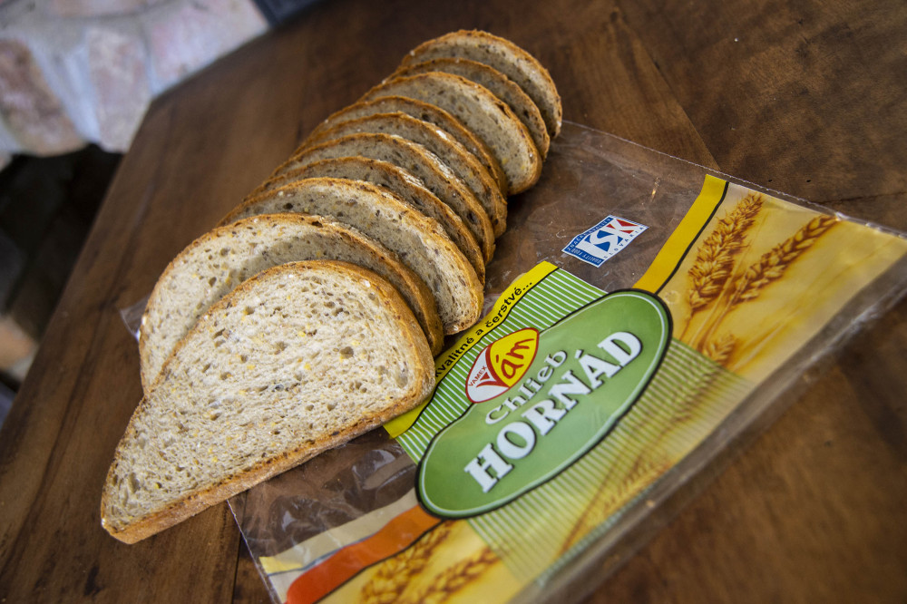Chlieb Hornád 450g